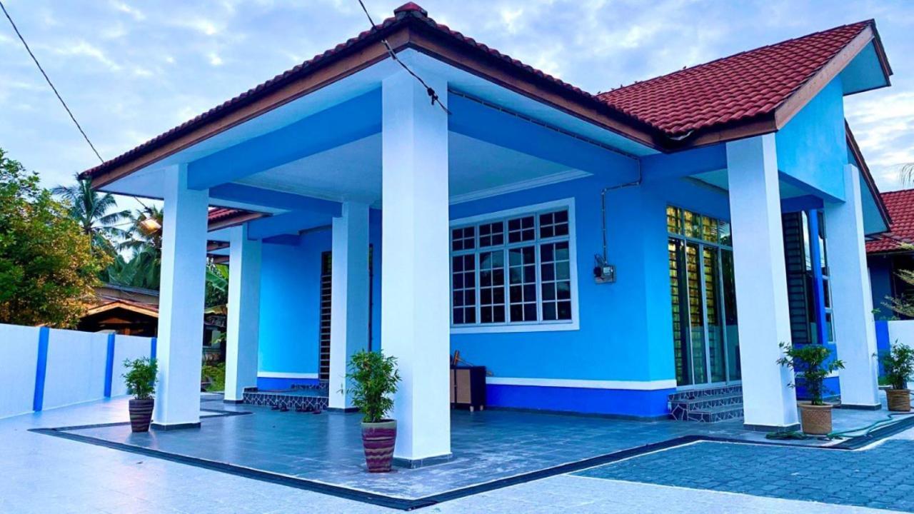 Seri Idaman Guest House Pasir Mas Exterior foto